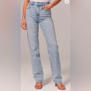 Abercrombie & Fitch 90’s Denim